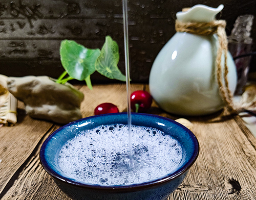 古人上戰(zhàn)場前還要溫酒喝，為何現(xiàn)代人卻很少溫酒喝？